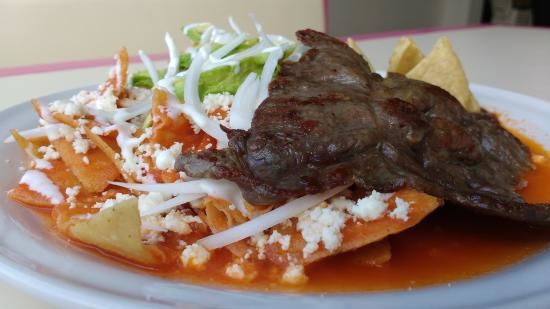 Chilaquiles con cecina